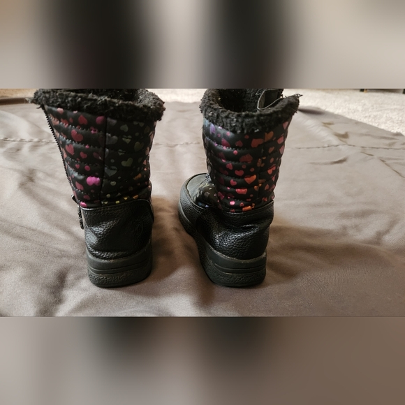 Boots - Picture 8 of 10